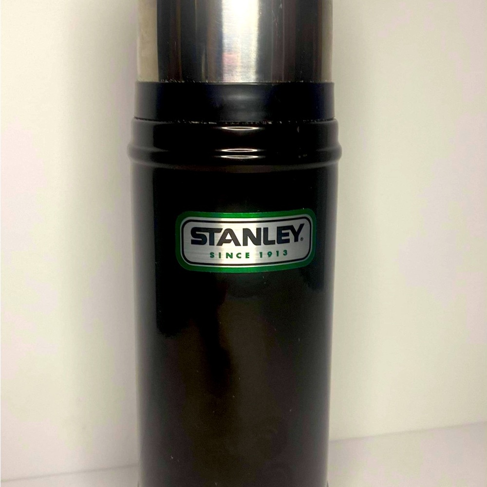 Stanley Insulated 16 Ounce Thermos/ Vacuum Bottle
